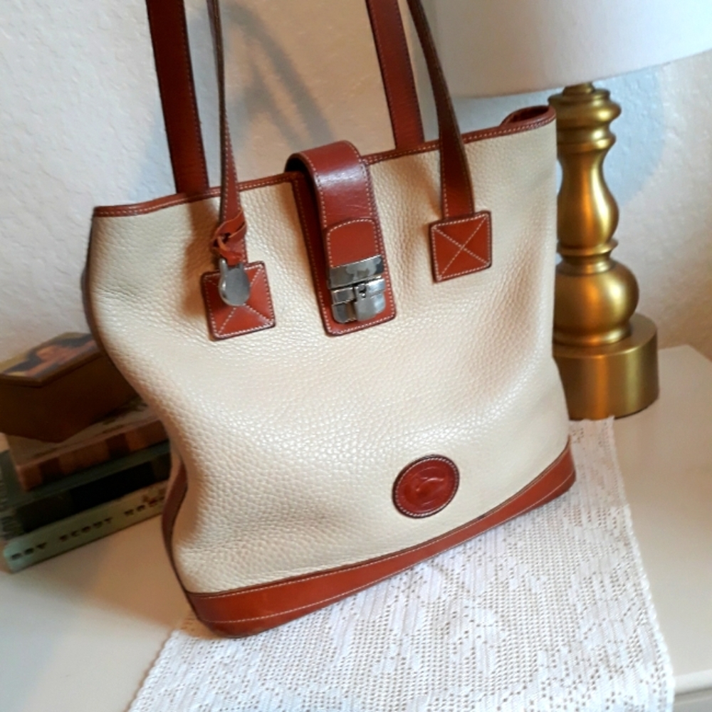 Vintage Dooney and Bourke Bag
